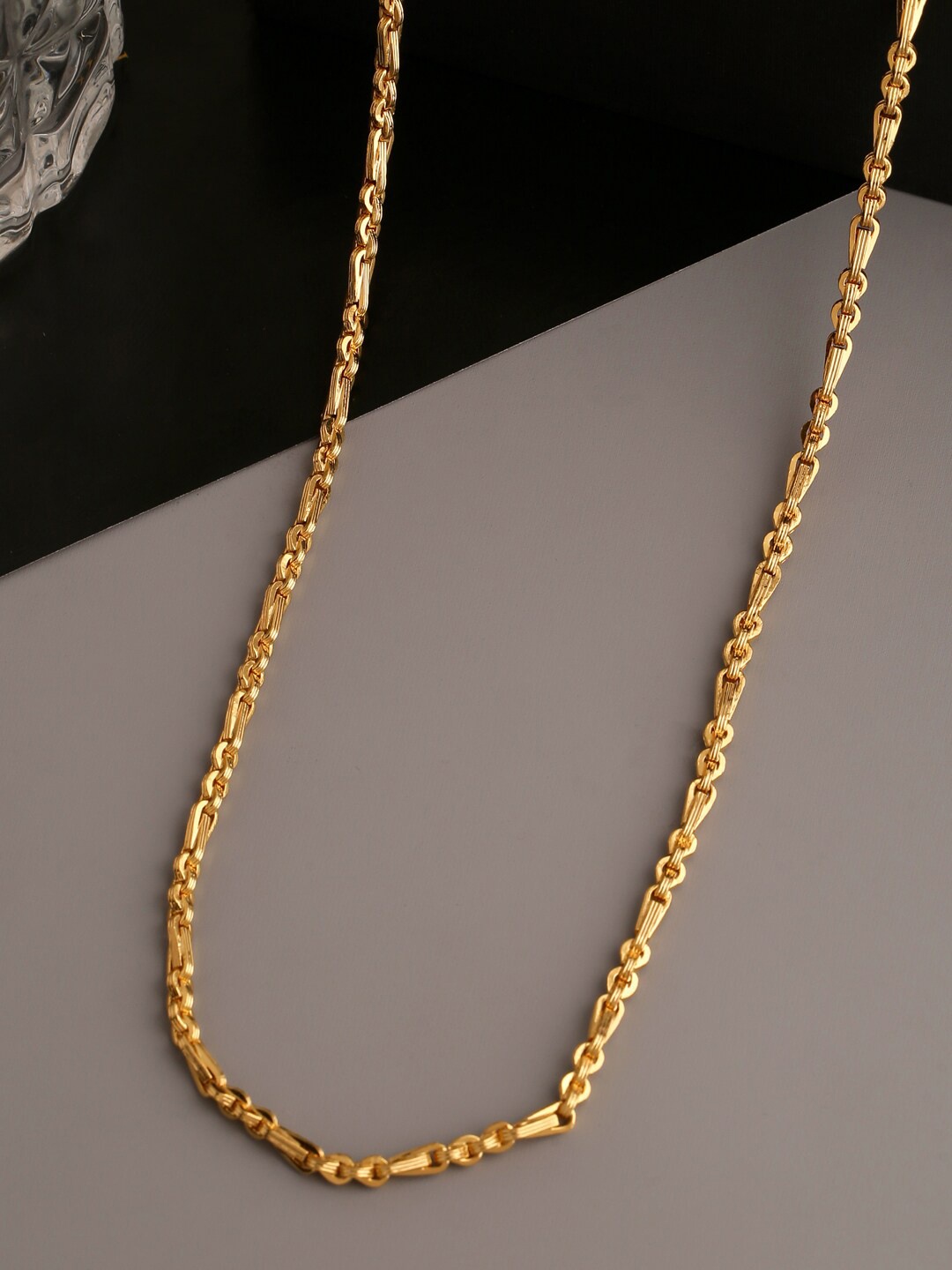 

Tistabene Men Gold-Toned Alloy Gold-Plated Chain