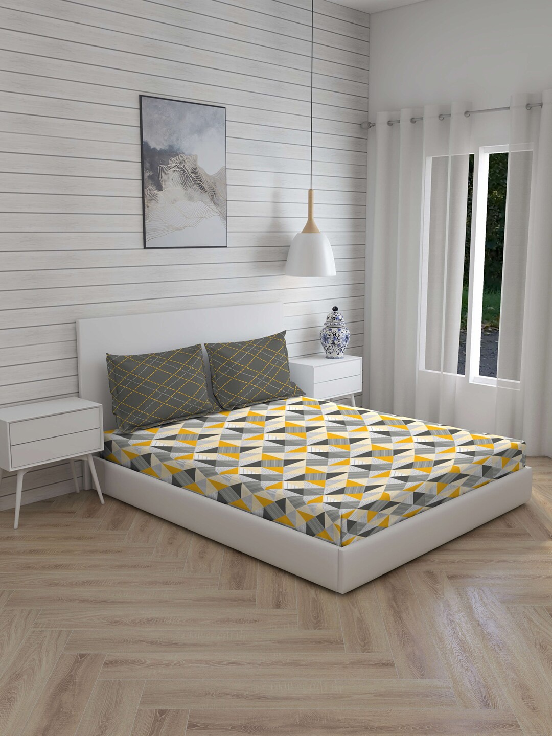 Layers Unisex Grey Bedsheet With 2 Pillow Cover
