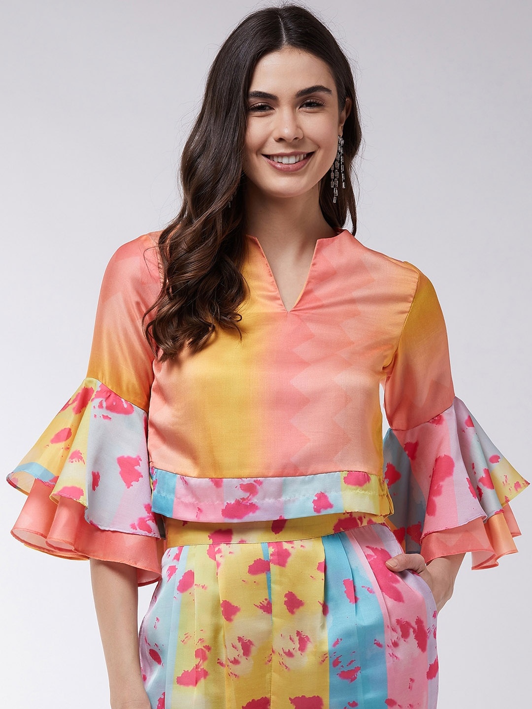 

Zima Leto Multi Tie and Dye Bell Sleeve Regular Crop Top