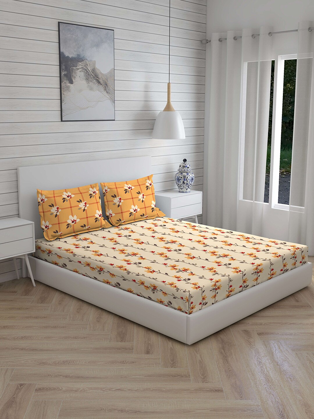 

Layers Yellow & Red Floral 104 TC Cotton 1 Queen Bedsheet with 2 Pillow Covers