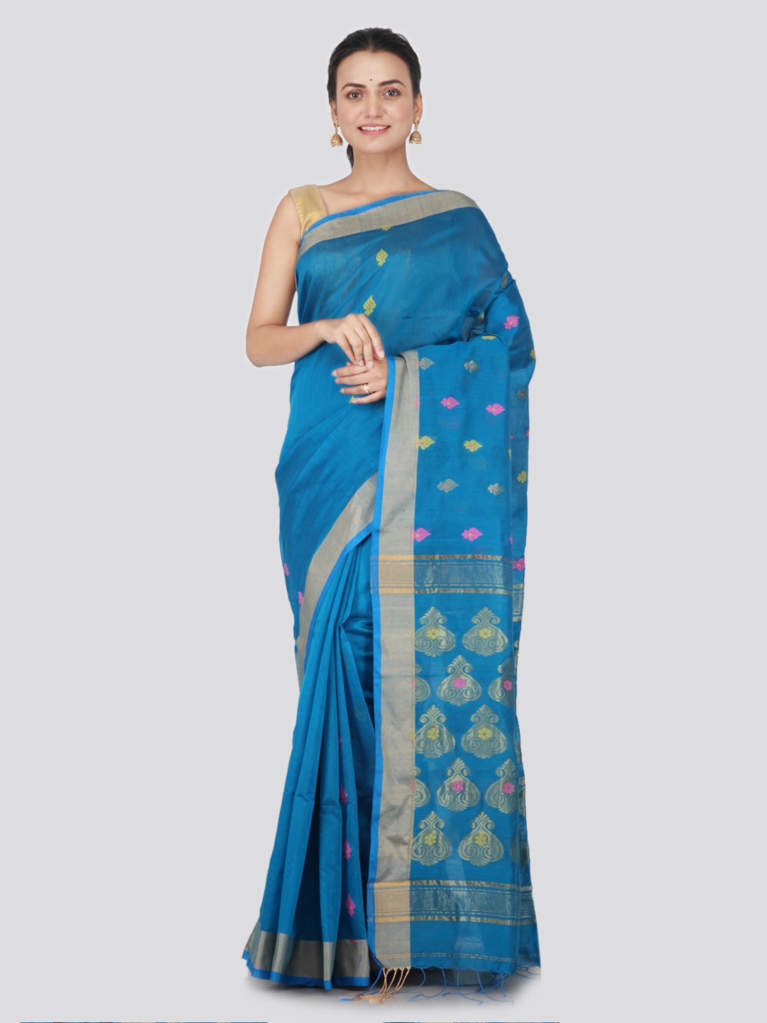 

PinkLoom Turquoise Blue & Gold-Toned Cotton Blend Woven Design Handloom Saree