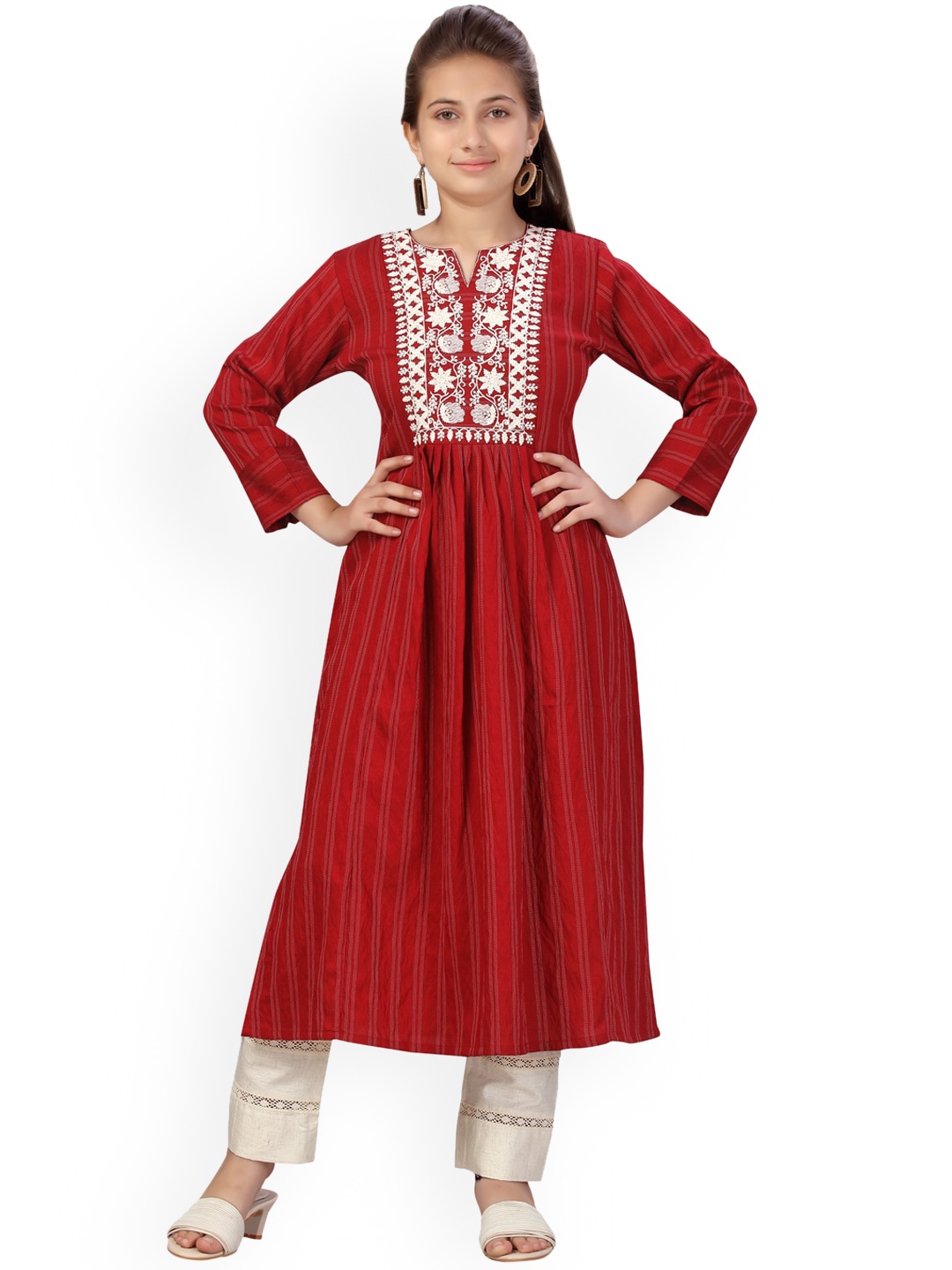 

Aarika Girls Maroon & Cream-Coloured Yoke Design Kurta with Trousers