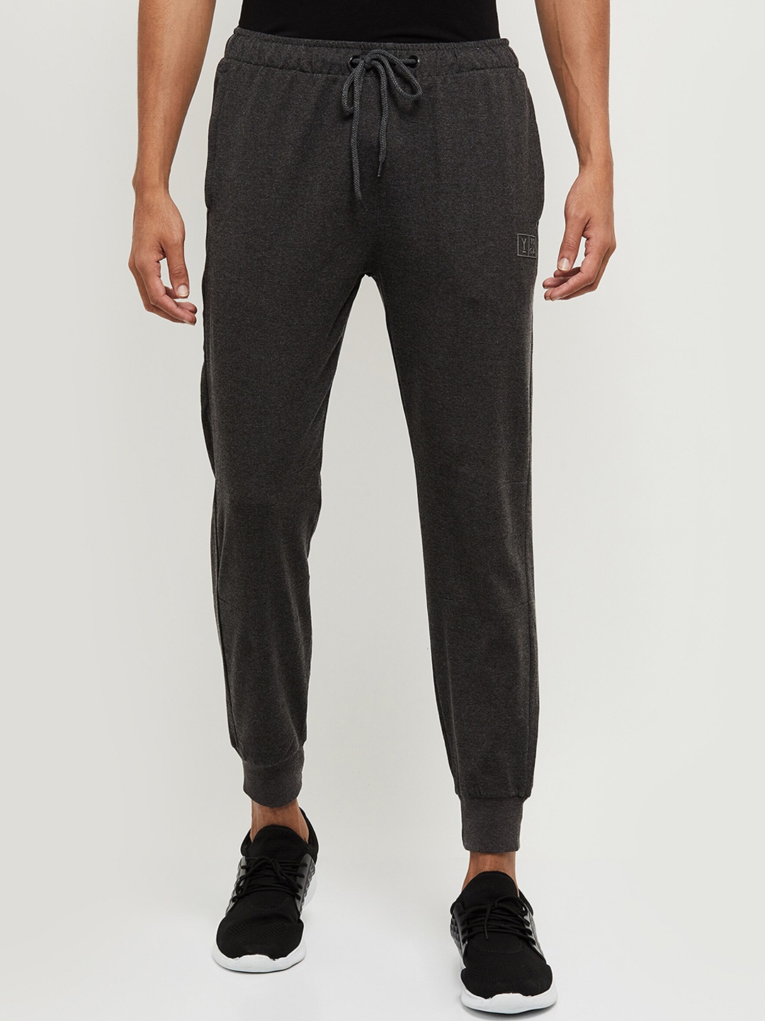 

max Men Charcoal Grey Solid Joggers