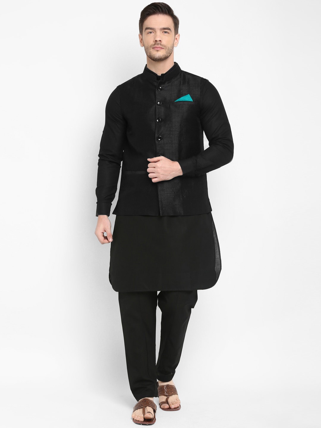 

Hangup Men Black Solid Kurta with Patiala & Waistcoat
