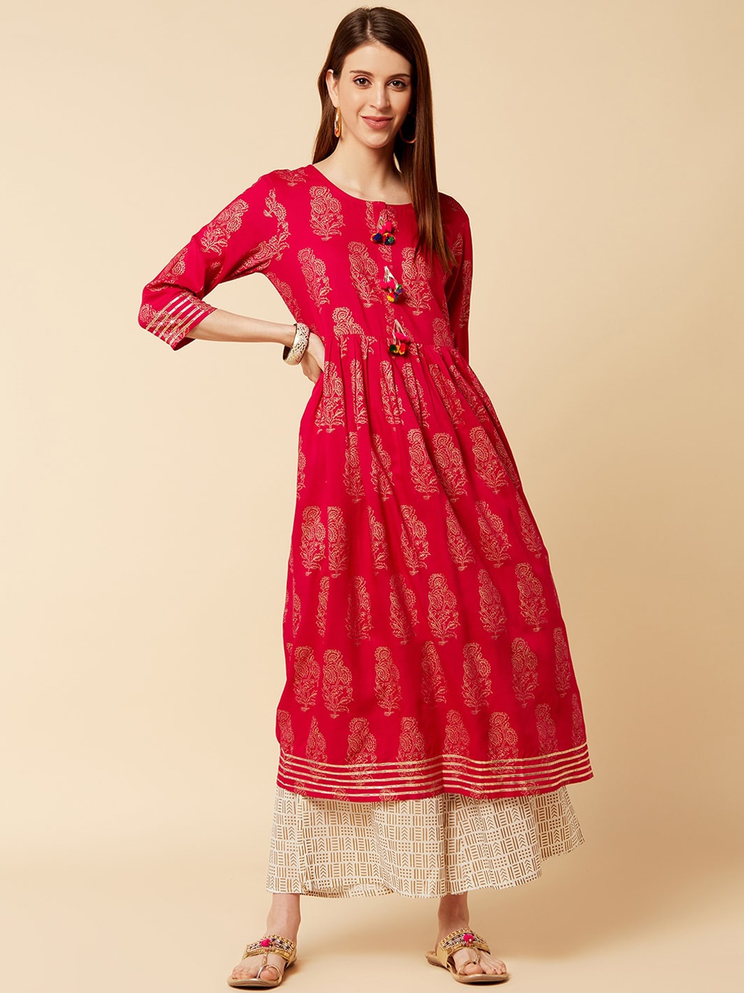 

KSUT Women Fuchsia & Gold-Toned Ethnic Motifs Printed Frills Bows and Ruffles Anarkali Kurta