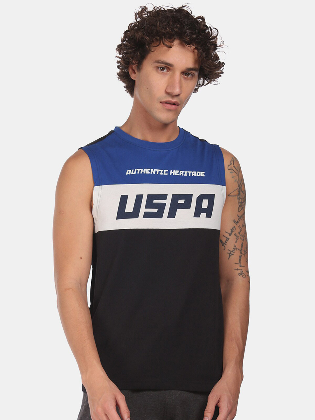 

U.S. Polo Assn. Men Black & Blue Colourblocked Cotton T-Shirt