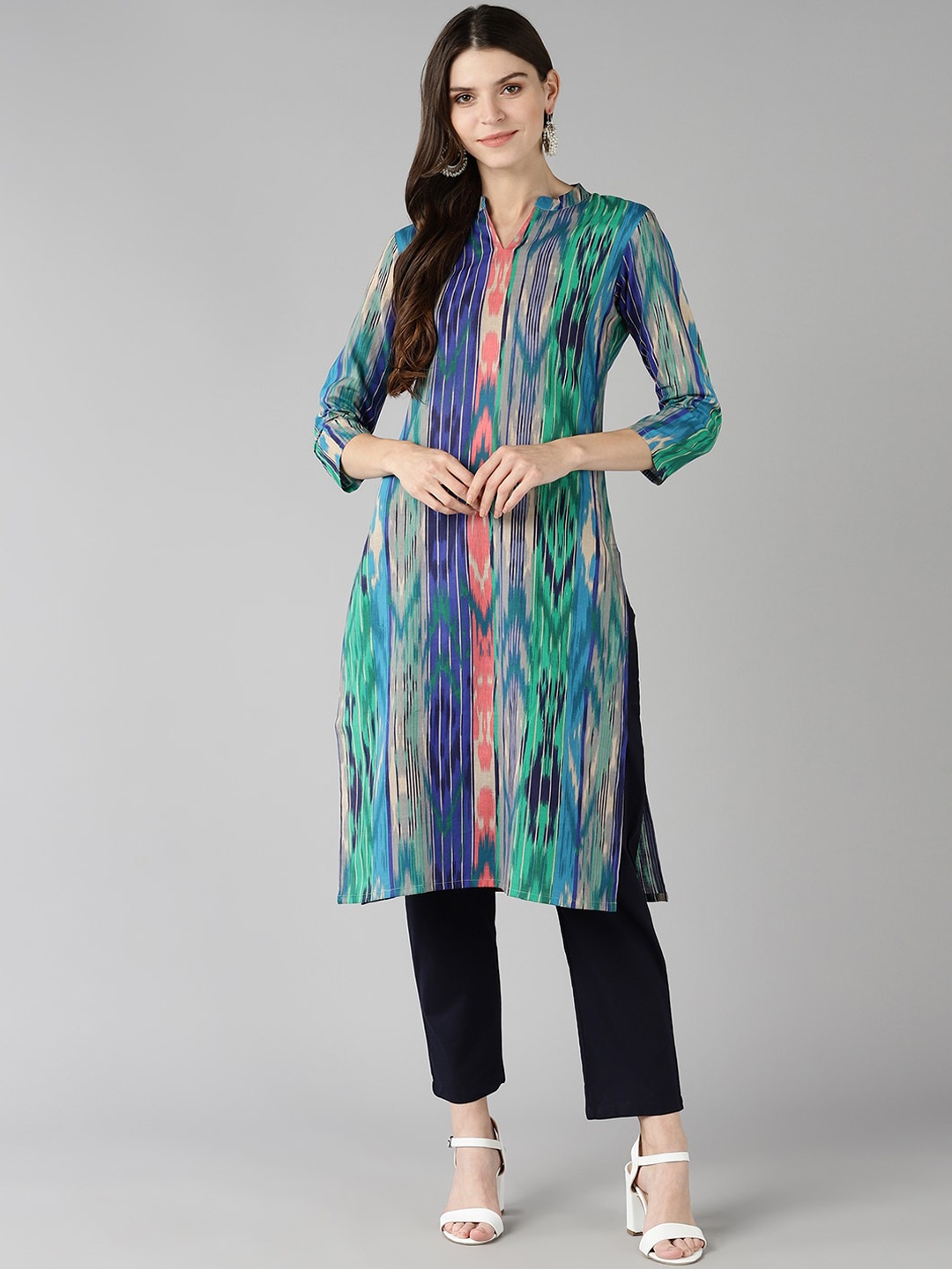 

AHIKA Women Blue & Pink Printed Band Collar Kurta