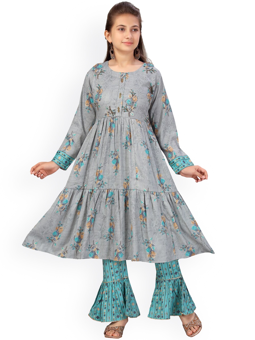 

Aarika Girls Grey & Sea Green Printed Pure Cotton Kurta with Sharara