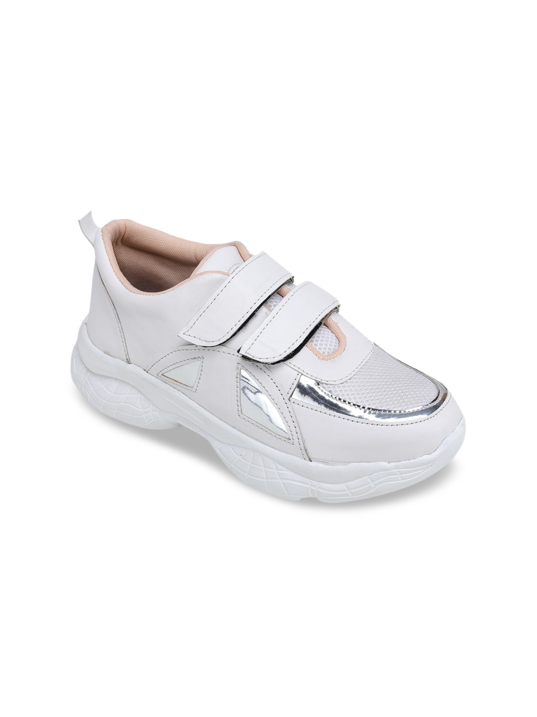 

TRASE Women White Textured Sneakers