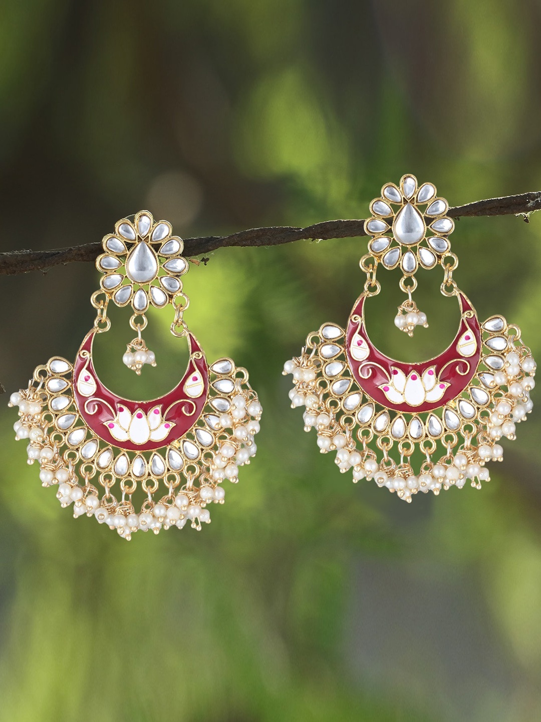 

Adwitiya Collection Gold-Toned & Maroon Contemporary Chandbalis