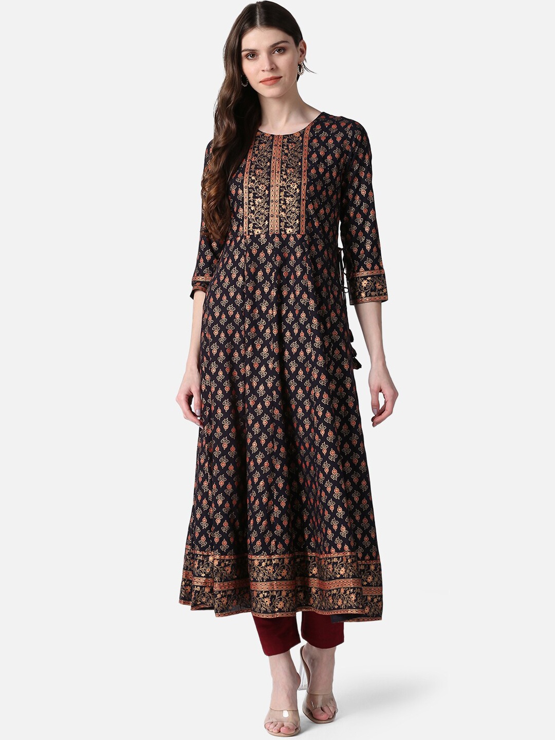 

AHIKA Women Black & Gold Ethnic Motifs Printed Mirror Work Anarkali Kurta