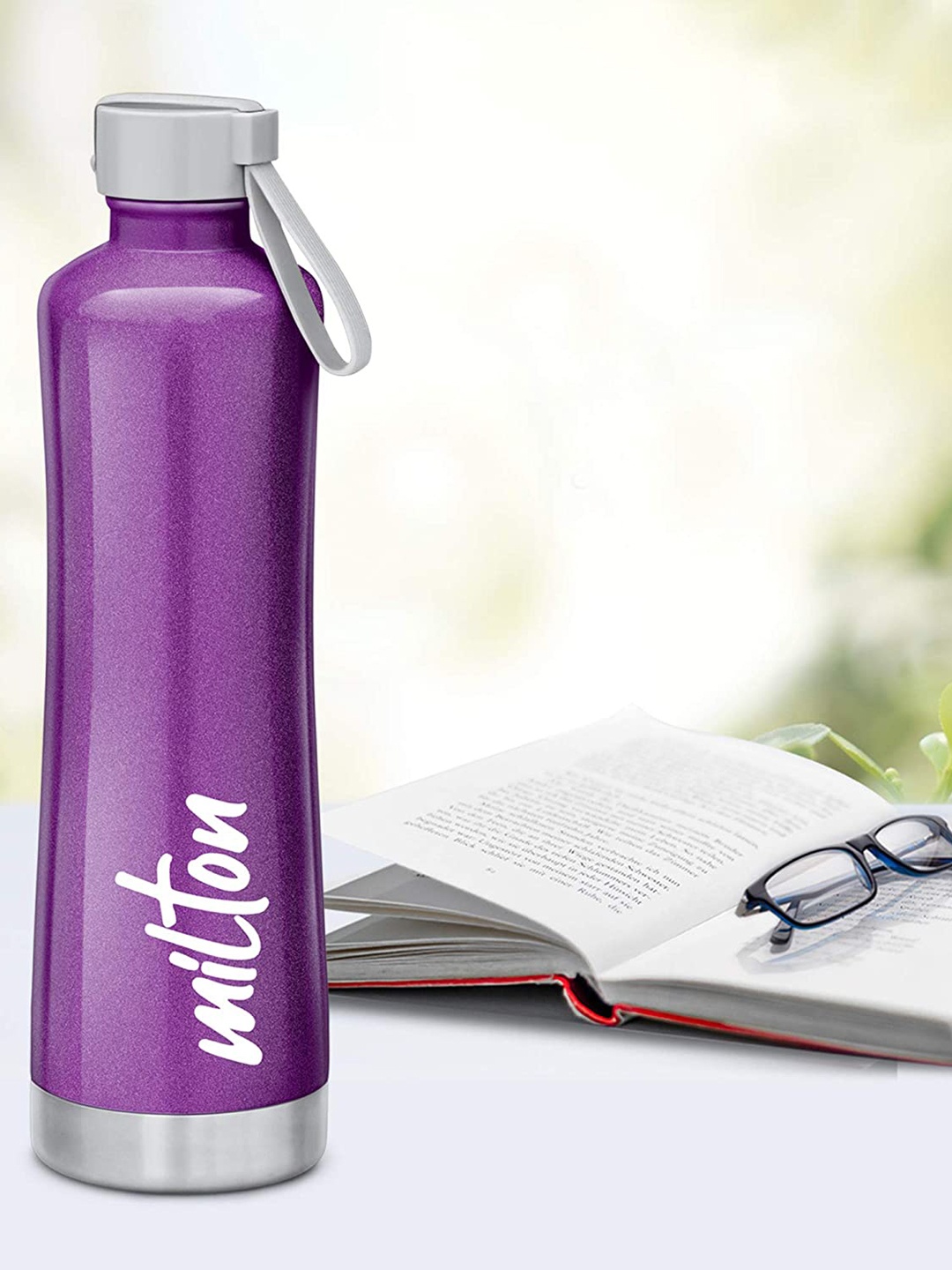 

Milton Purple Solid Tiara-900 Thermosteel Hot & Cold Vacuum Insulated Flask