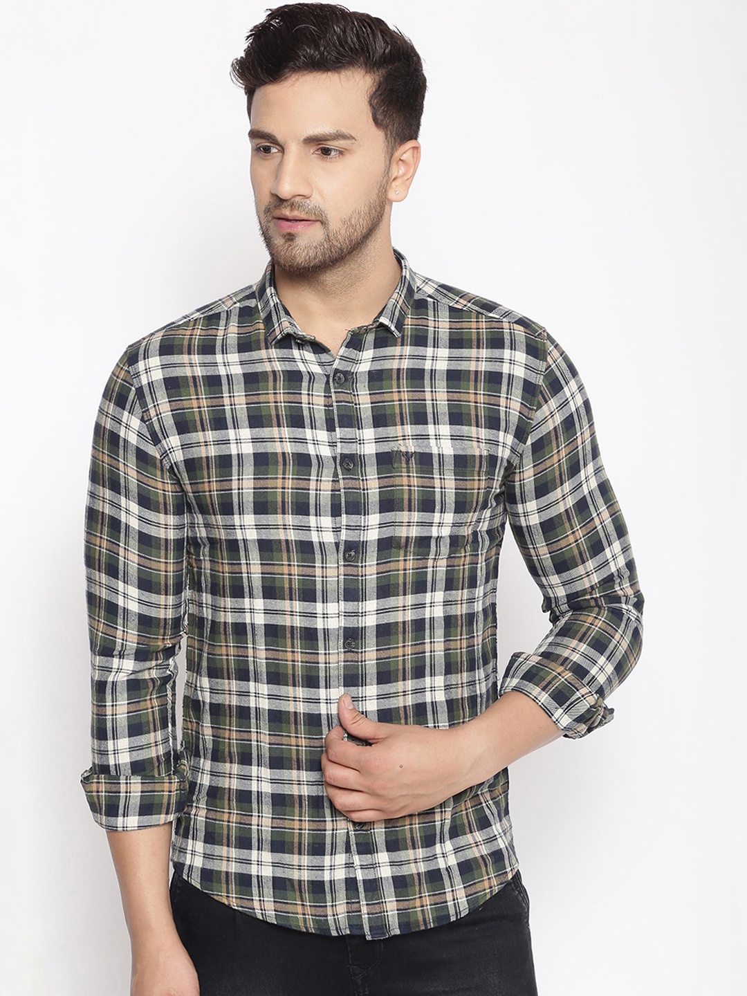 

SHOWOFF Men Green & Off-White Cotton Classic Slim Fit Checked Casual Shirt