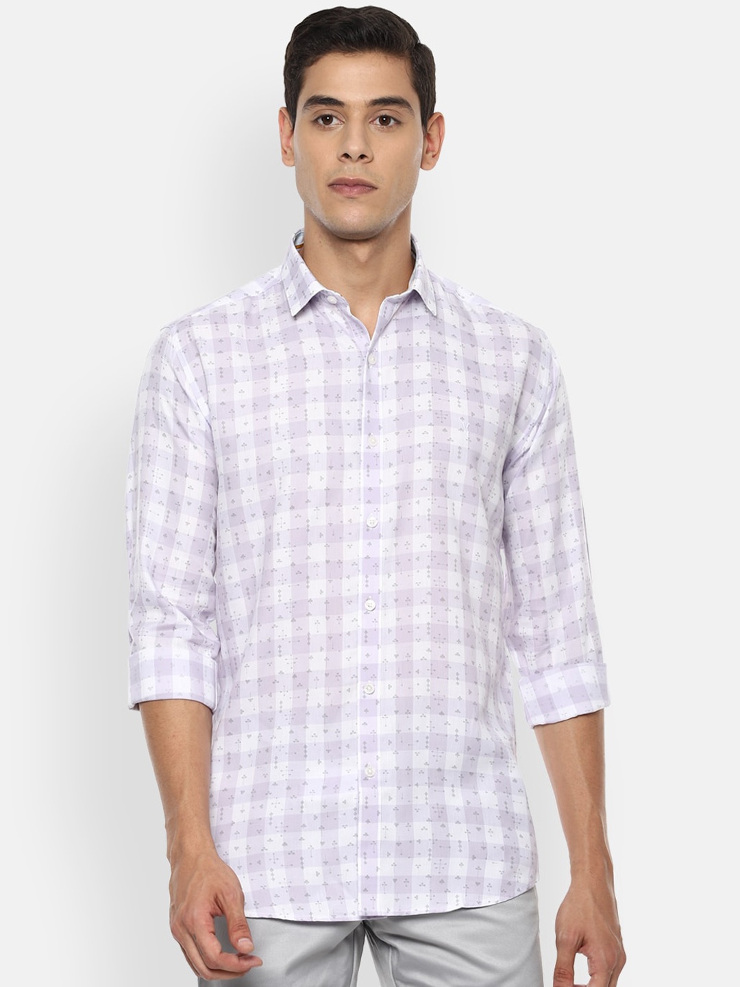 

V Dot Men Purple & White Slim Fit Checked Casual Shirt