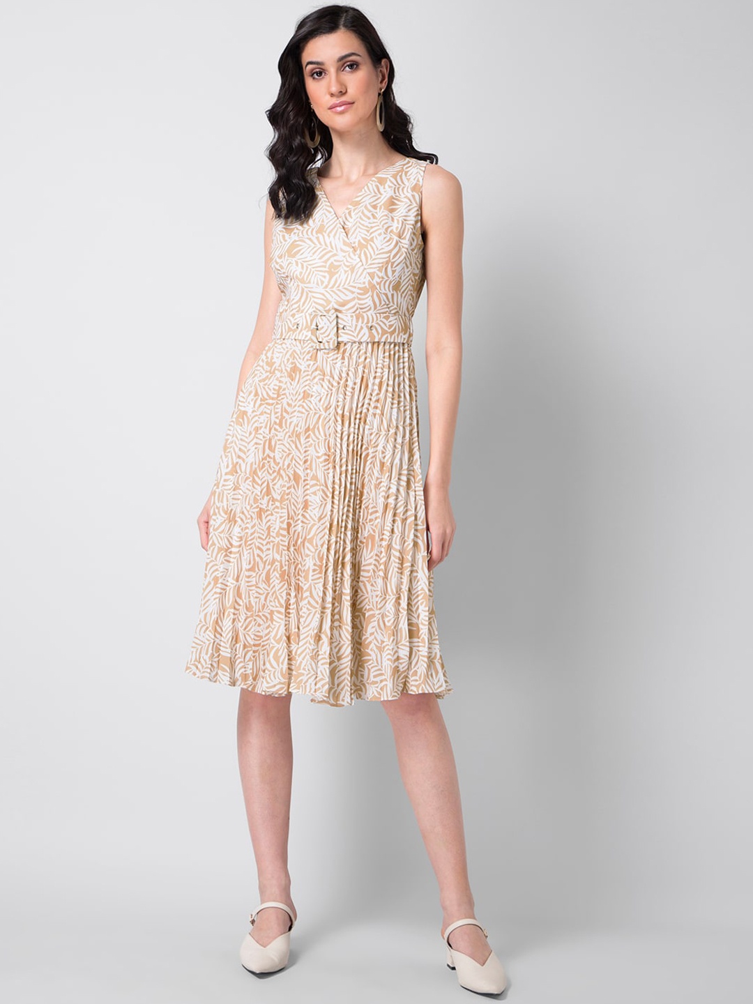 

FabAlley Women Beige & White Printed Accordion Pleat Wrap Dress with Belt