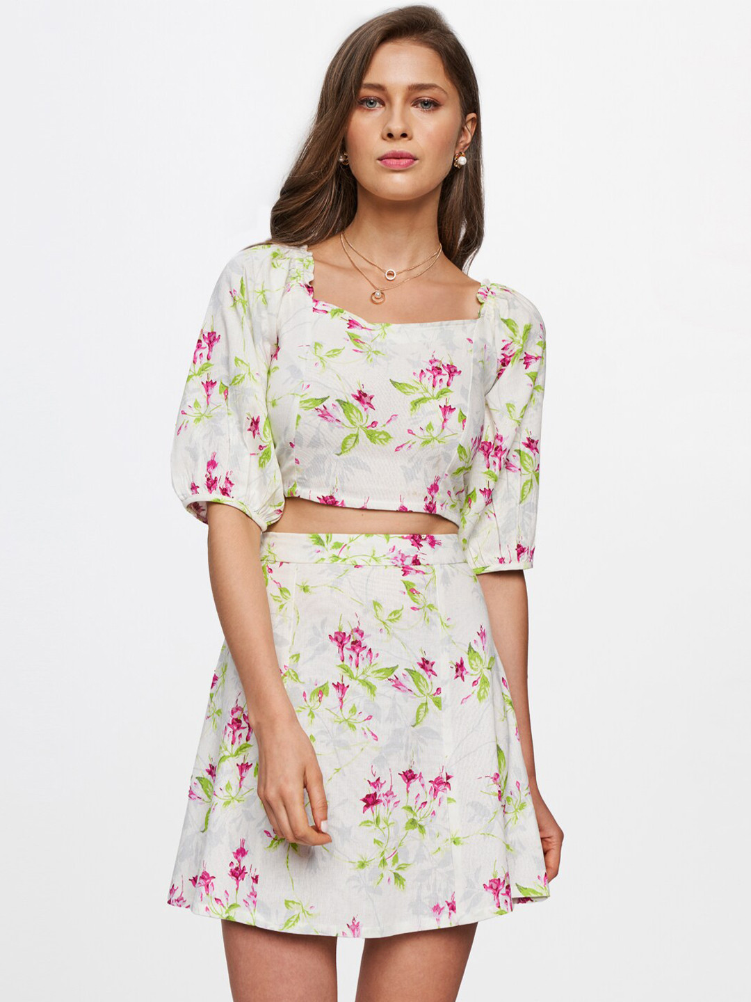 

AND Women White & Pink Floral Printed Top with Skirt