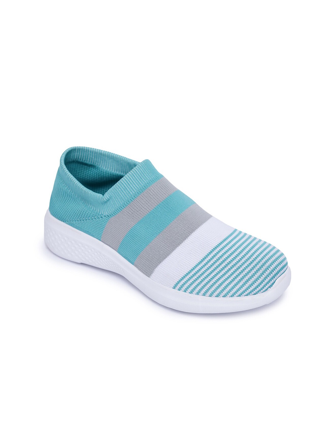 

TRASE Women Sea Green Textile Running Shoes
