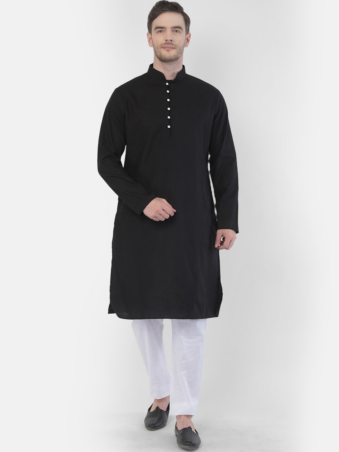 

SG LEMAN Men Black Kurta and Pyjama Set