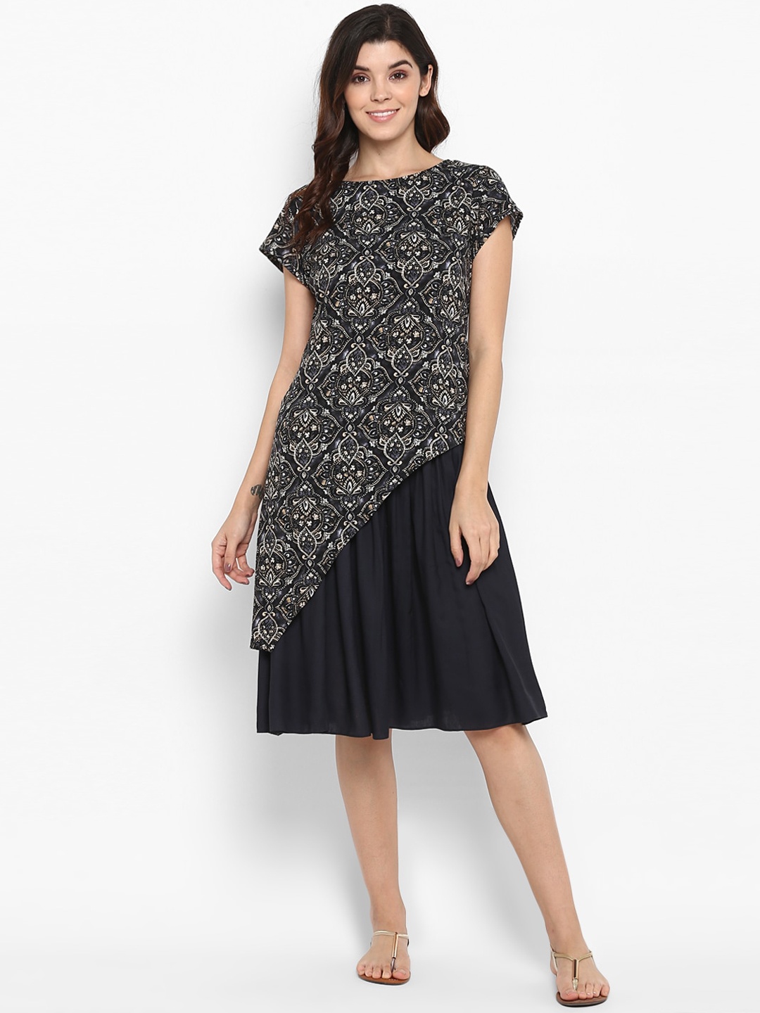 

DEEBACO Grey & Black Ethnic Motifs A-Line Midi Dress