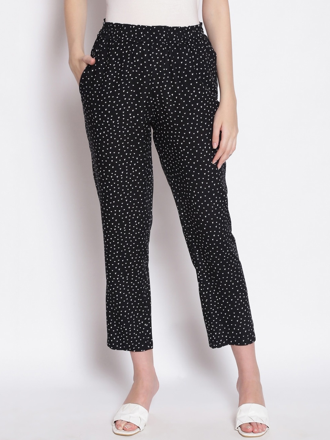 

Oxolloxo Women Black Printed Regular Trousers Regular Trousers