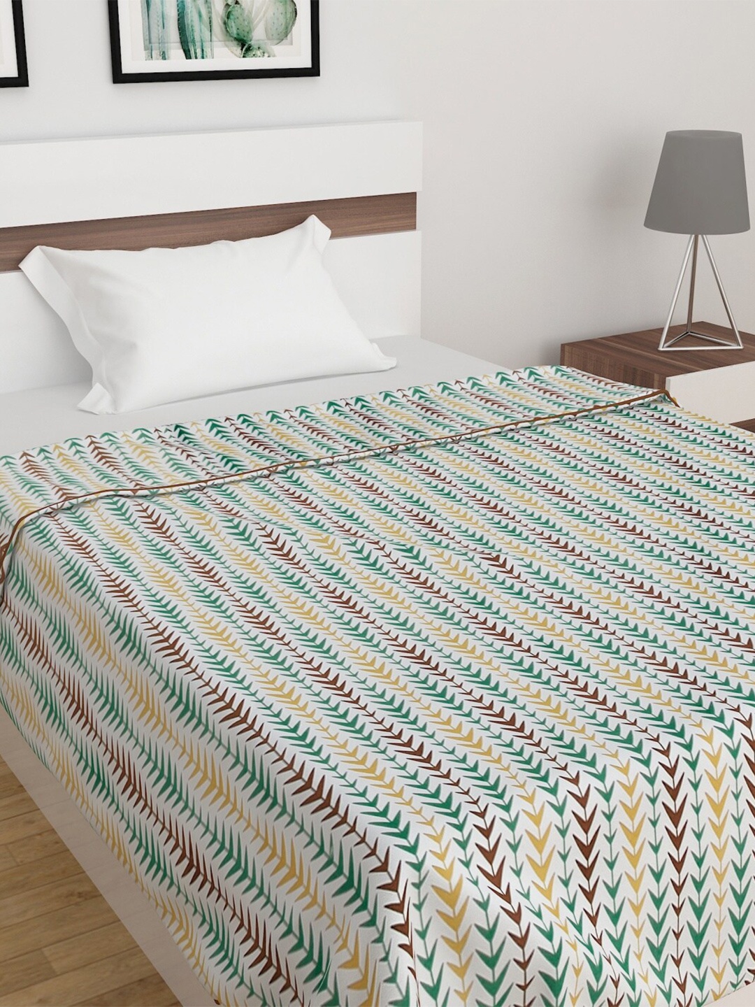 

Home Centre White & Yellow Geometric AC Room 210 GSM Single Bed Dohar