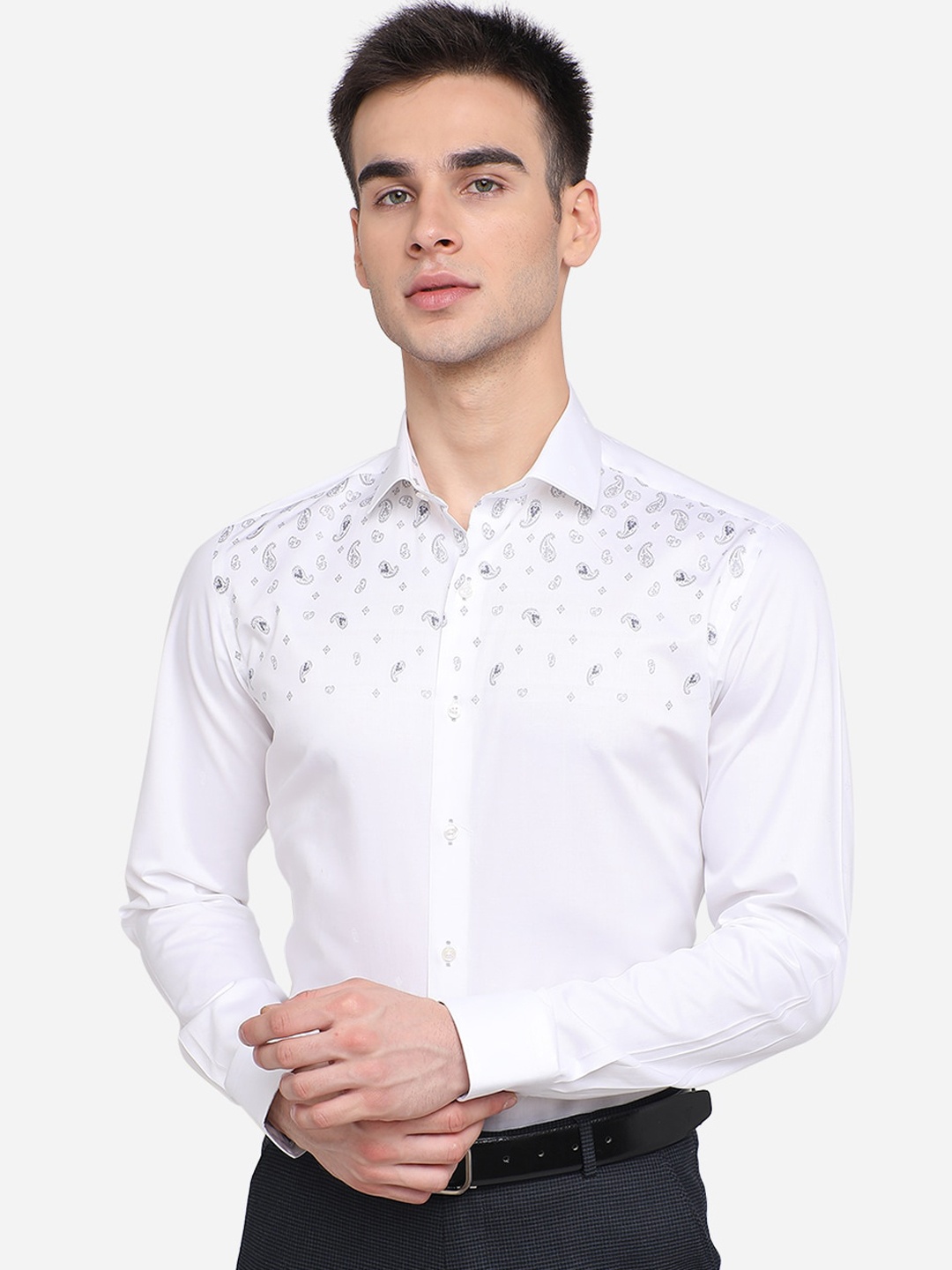

JB STUDIO Men White Slim Fit Printed Casual Shirt
