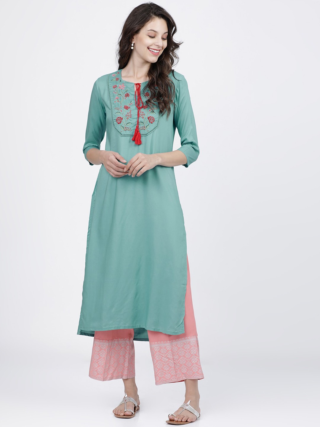 

Vishudh Women Blue Ethnic Motifs Embroidered Thread Work Kurta