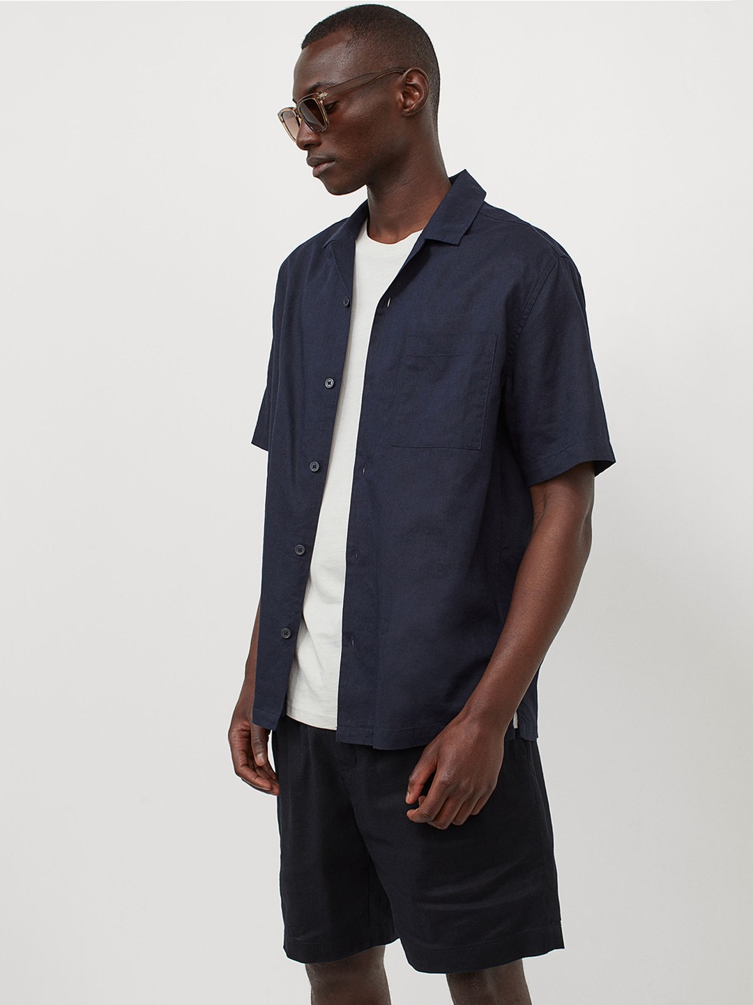 

H&M Men Blue Regular Fit Linen-Blend Shirt