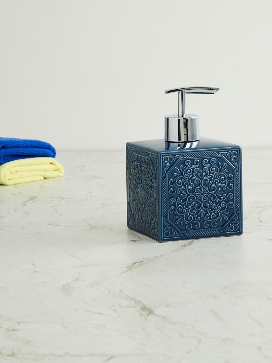 

Home Centre Blue & Silver-Toned Printed Magical Reflections Ceramic Dispenser