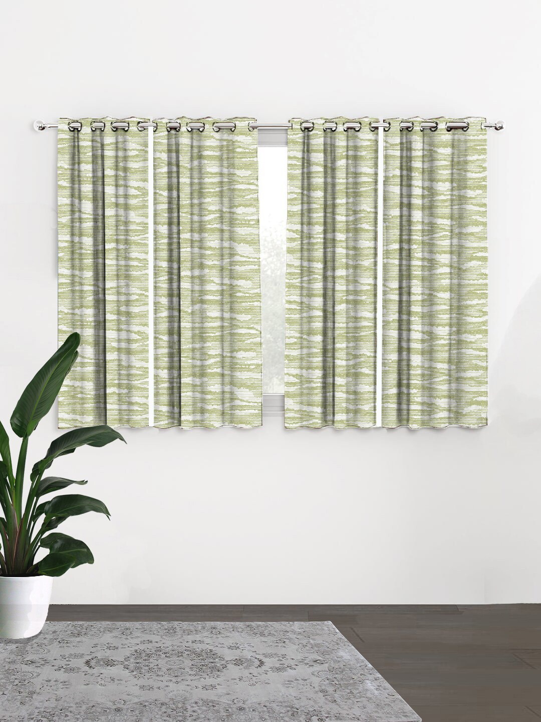 

HOUZZCODE White & Green Set of 4 Curtains