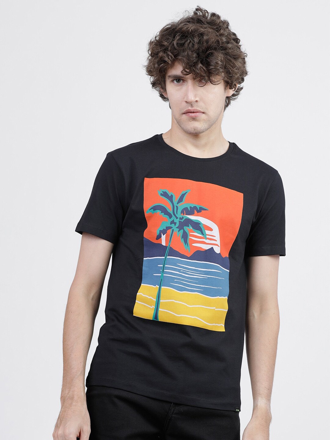 

HIGHLANDER Men Black Printed Round Neck T-shirt