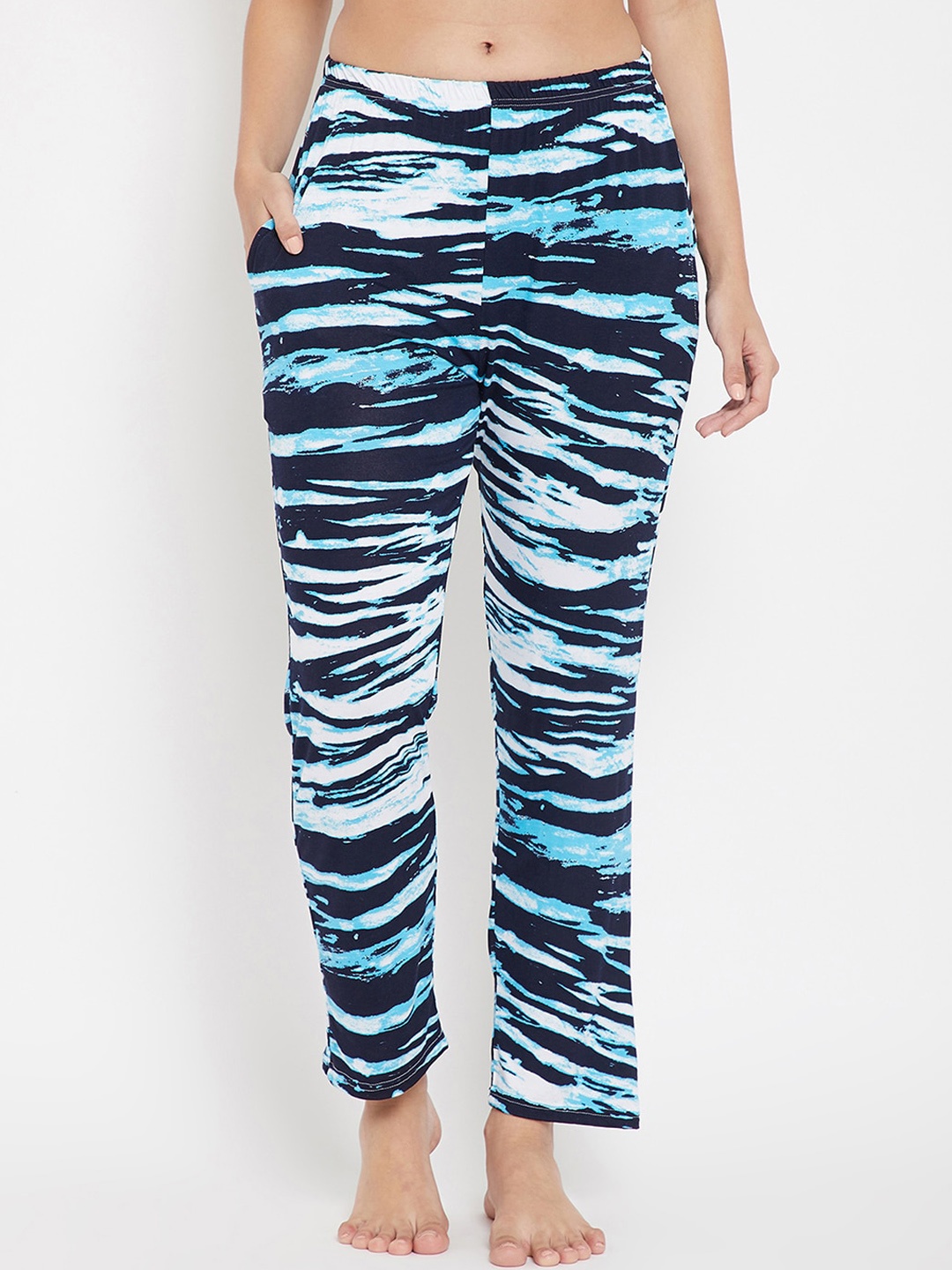 

Clovia Women Navy Blue & White Printed Cotton Lounge Pants