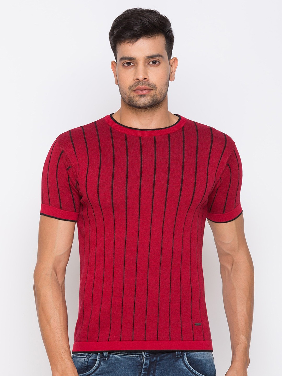 

Globus Men Maroon Striped Round Neck T-shirt