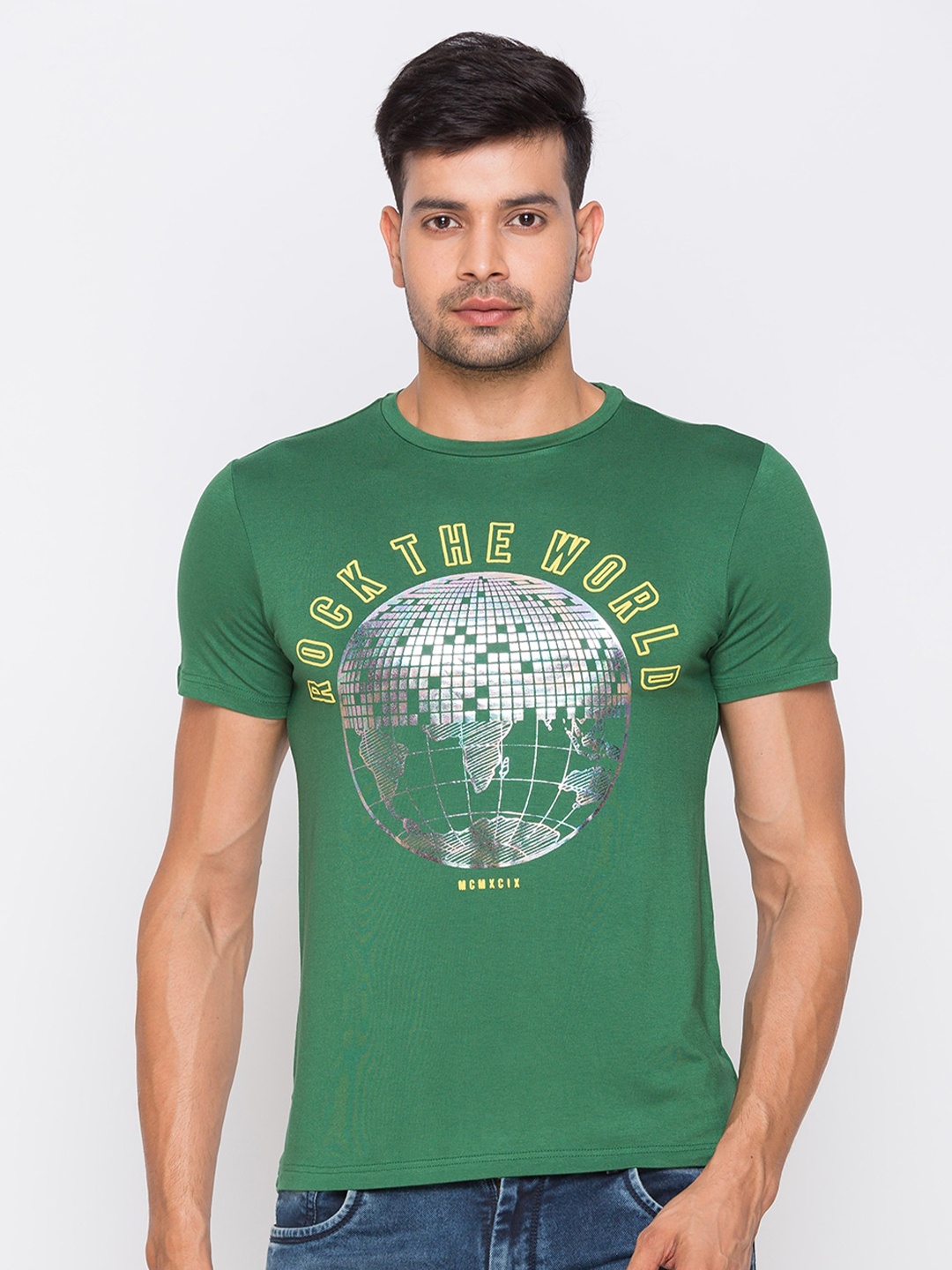 

Globus Men Green Printed Round Neck T-shirt