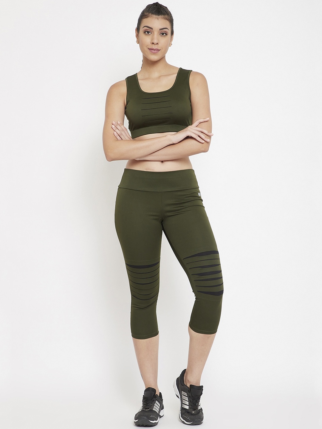 

Clovia Women Olive Green Solid Activewear Tracksuit