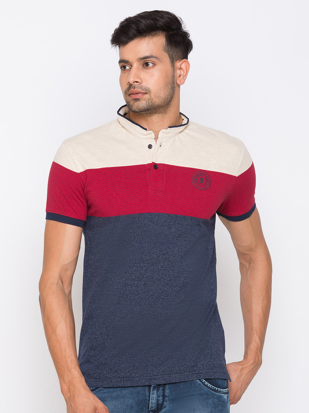 

Globus Men Navy Blue & Red Colourblocked Mandarin Collar T-shirt