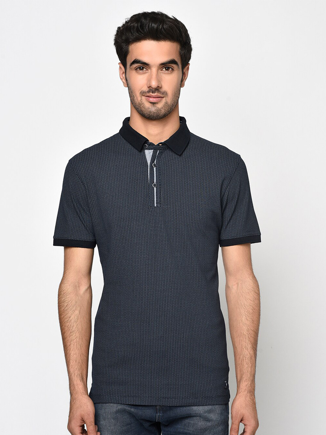 

Octave Men Navy Blue Solid Polo Collar T-shirt