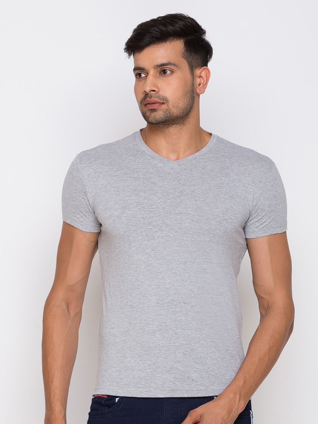 

Globus Men Grey Melange Cotton Solid V-Neck T-shirt