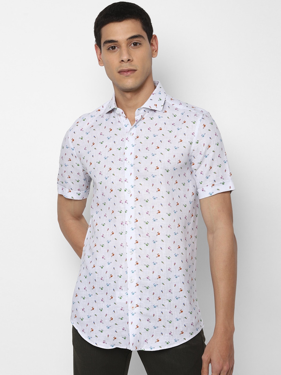 

SIMON CARTER LONDON Men White & Blue Slim Fit Printed Casual Linen Shirt