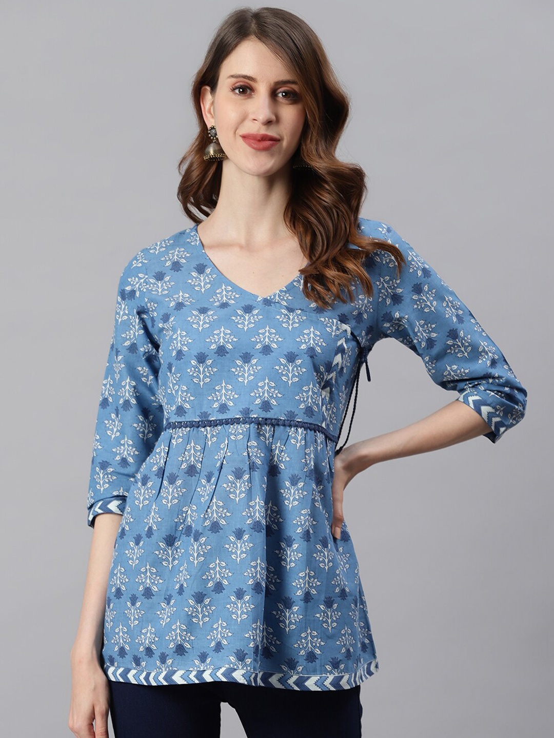 

Janasya Women's Blue & White Printed Cotton Tunic