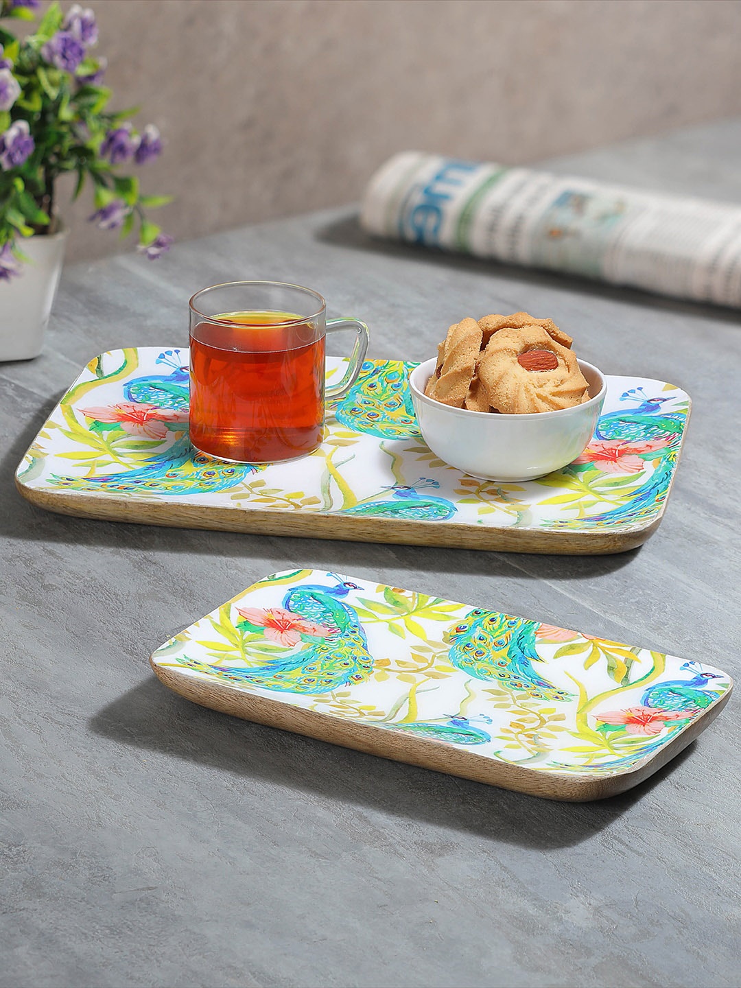 

WOODSMYTHS Set Of 2 White & Blue Peacock Decal Print Wooden Trays