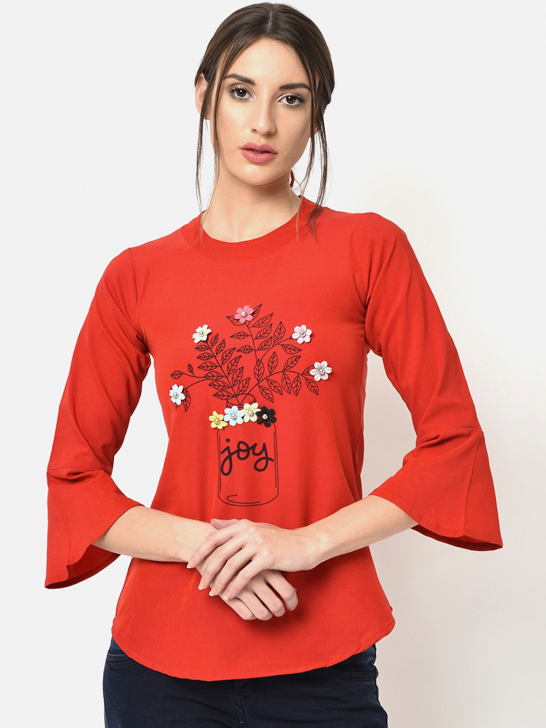 

V2 Value & Variety Red Applique Regular Top