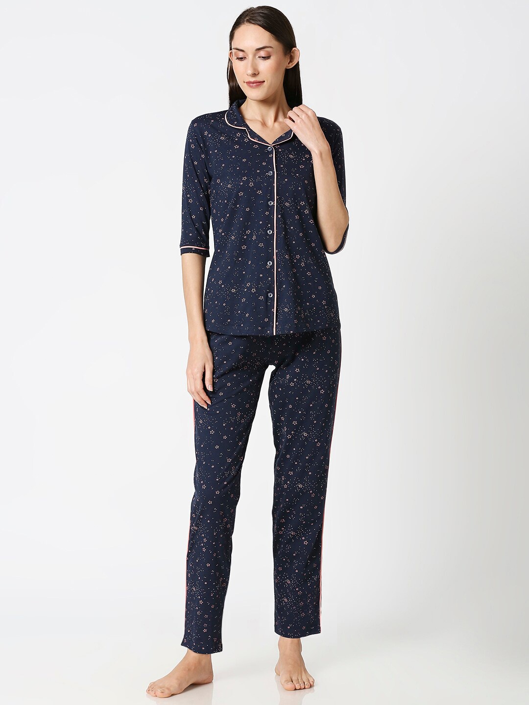 AV2 Women Navy Blue & Pink Printed Night suit