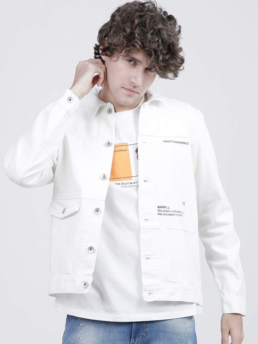 

LOCOMOTIVE Men White & Black Cotton Printed Denim Jacket