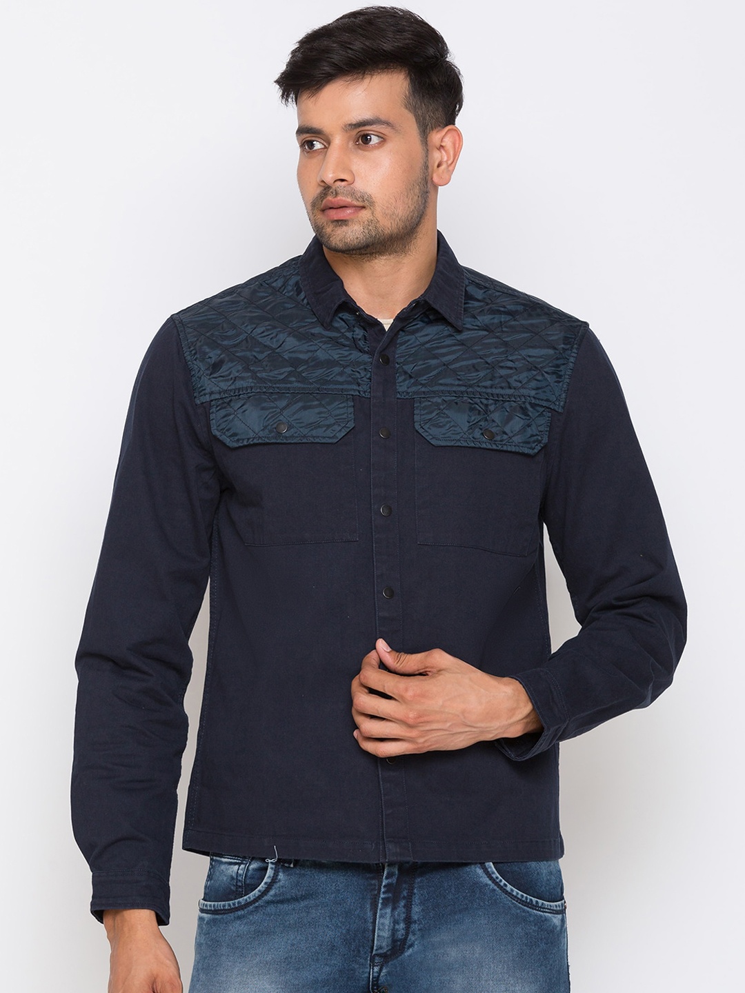 

Globus Men Navy Blue Regular Fit Colourblocked Casual Shirt