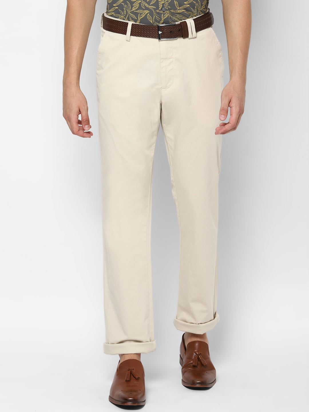

Allen Solly Men Beige Regular Fit Solid Regular Trousers