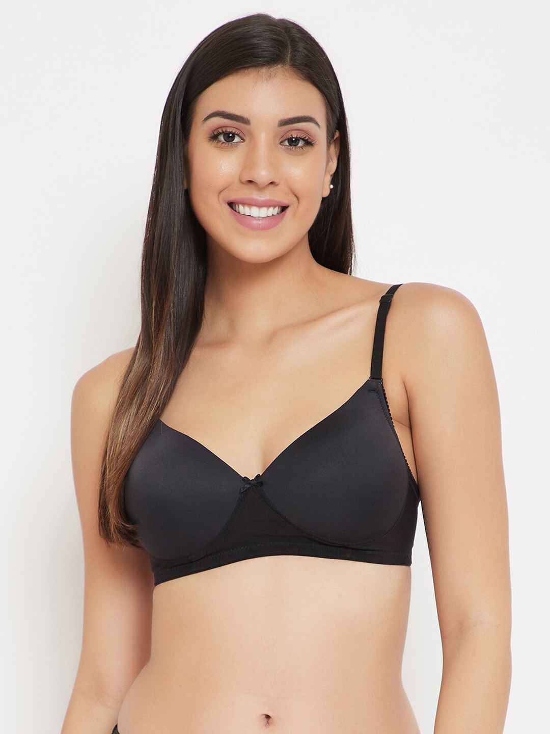 

Clovia Black Solid Non-Wired Lightly Padded Push-Up Bra BR1040P1336E