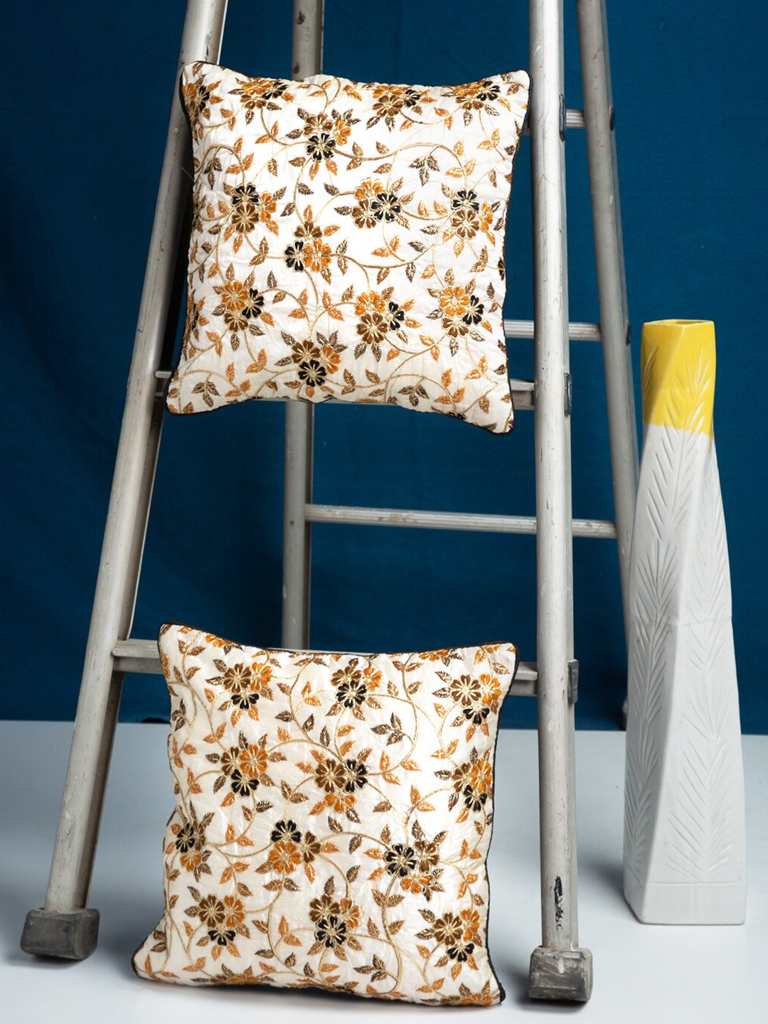 

HOSTA HOMES White & Brown Set of 2 Floral Square Cushion Covers