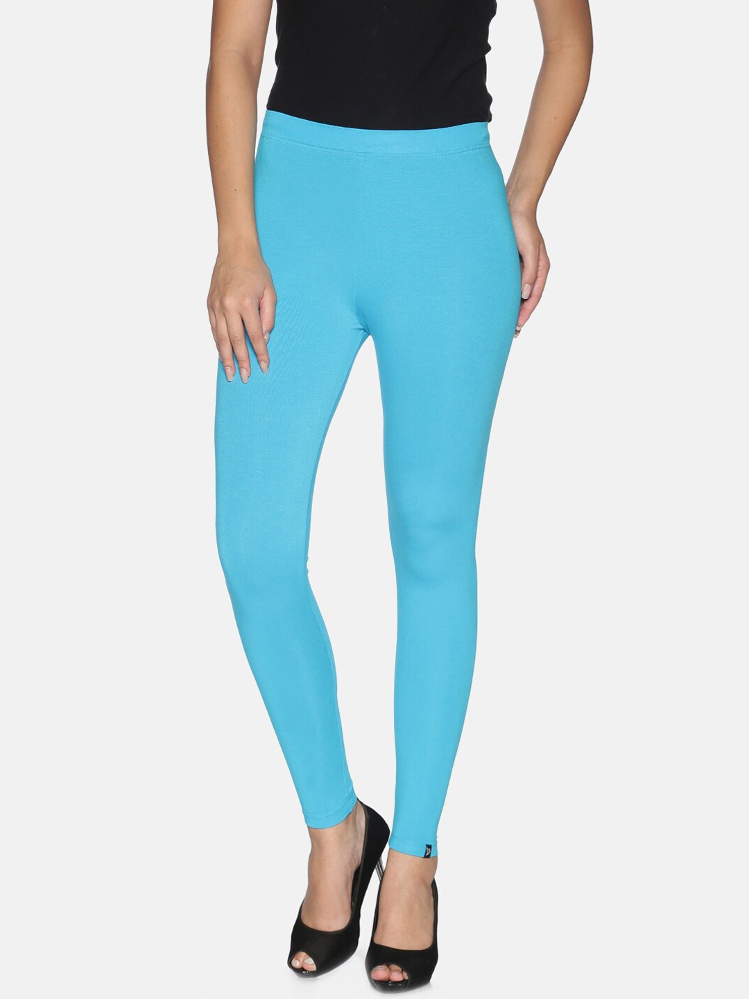 

TWIN BIRDS Women Blue Solid Tailored Fit Ankle Length Leggings