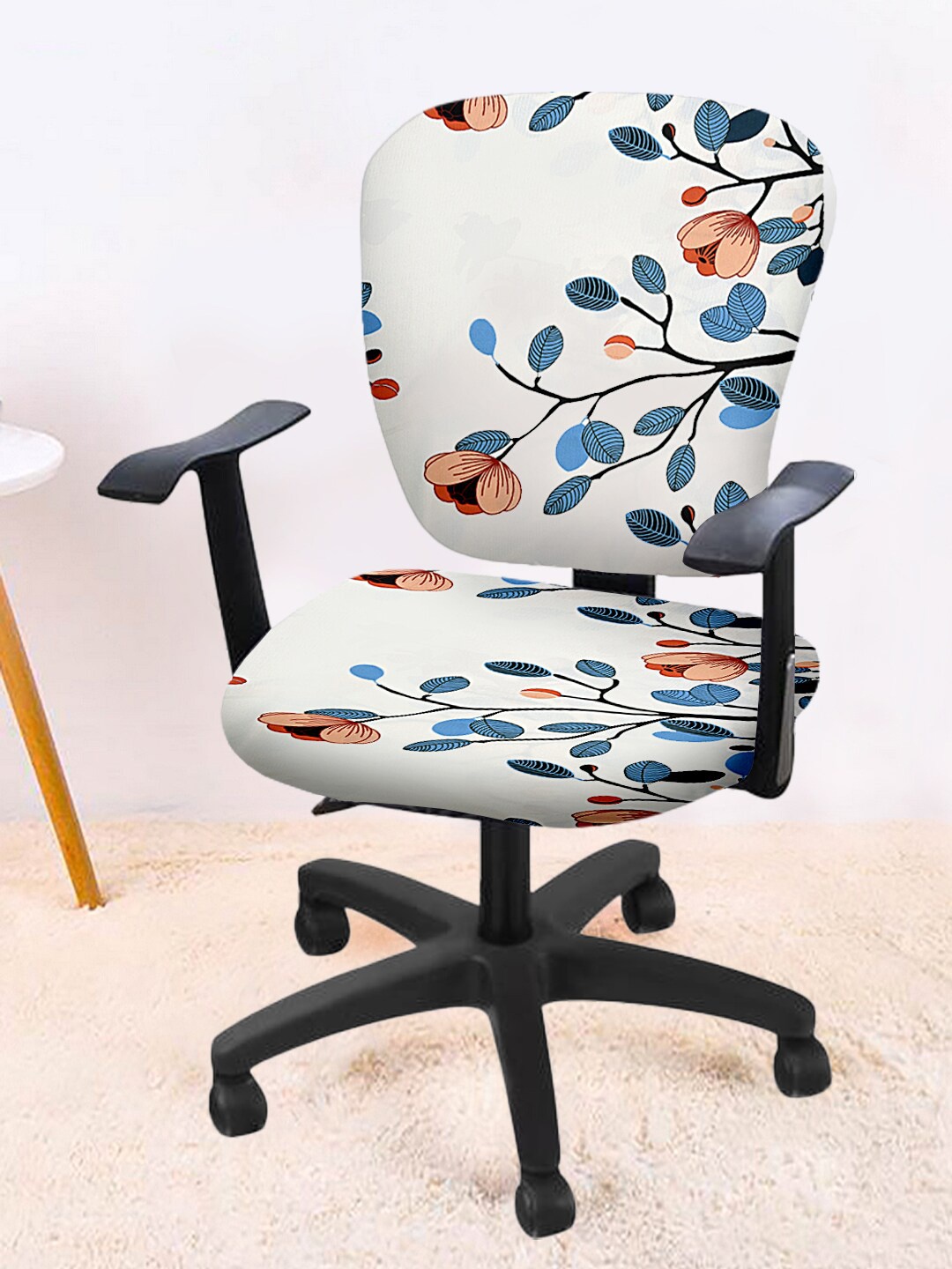 

Cortina Set Of 8 White & Blue Floral Print Chair Covers